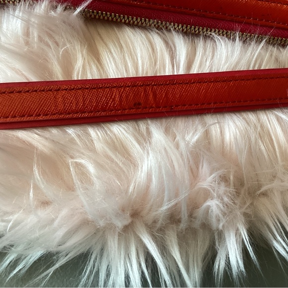 MCM red mini bag with gold chain hand strap and removable crossbody chain strap - Picture 12 of 16